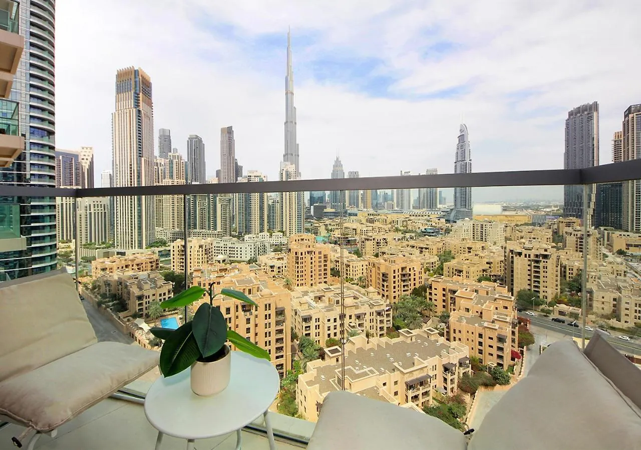 Stylish 2Br In Bellevue Pool, Gym & Burj Views Apartment Dubai United Arab Emirates