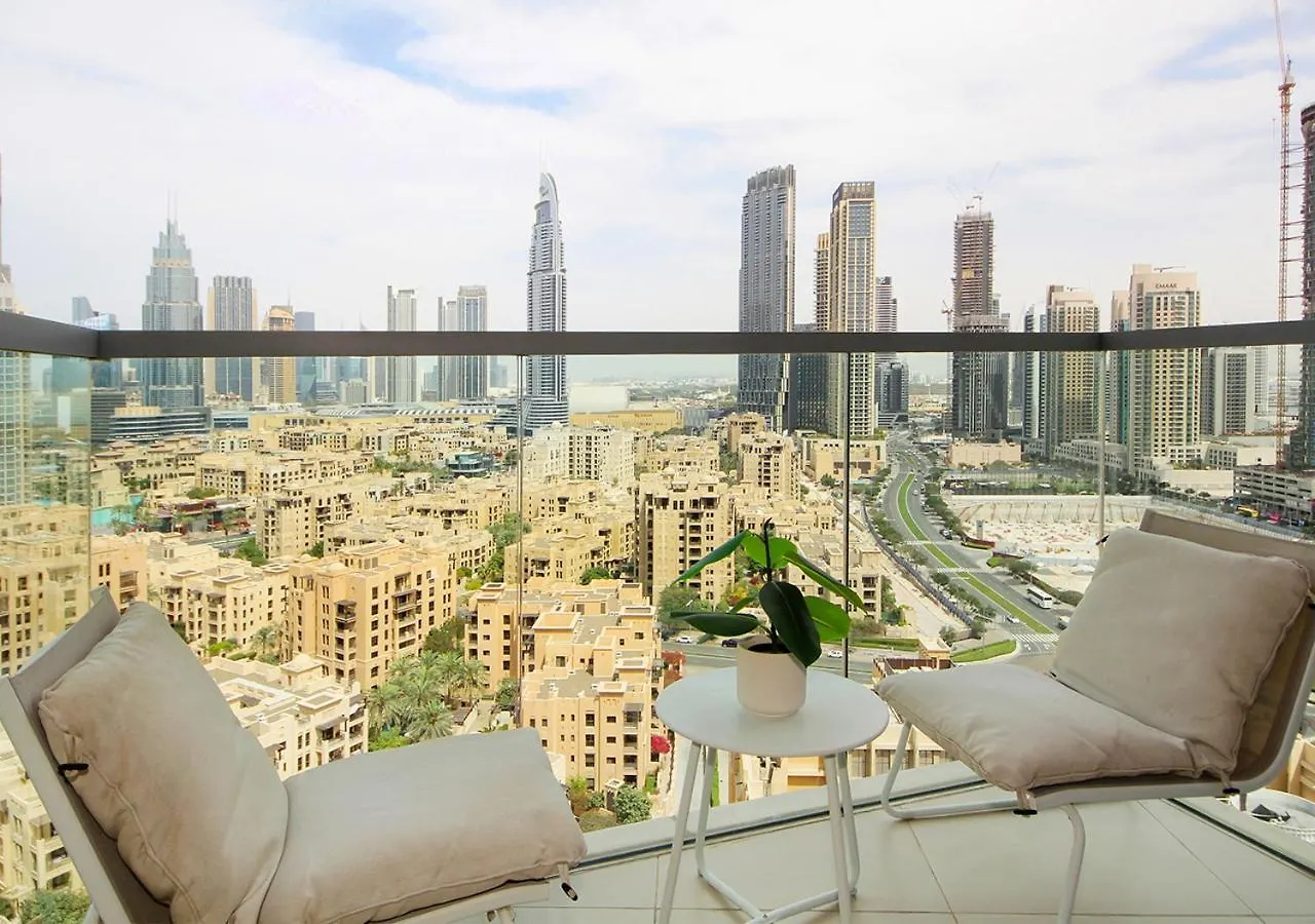 Stylish 2Br In Bellevue Pool, Gym & Burj Views Apartment Dubai United Arab Emirates