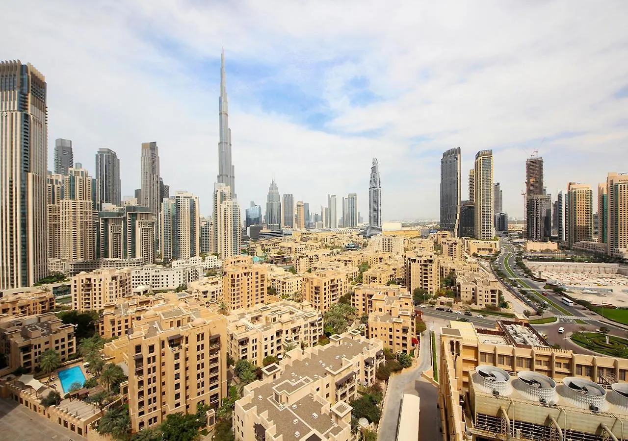 Stylish 2Br In Bellevue Pool, Gym & Burj Views Apartment Dubai