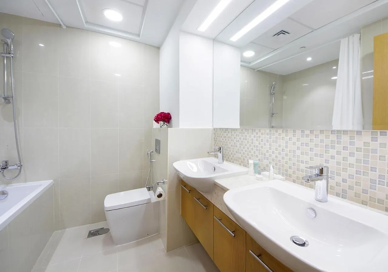 Stylish 2Br In Bellevue Pool, Gym & Burj Views Apartment Dubai