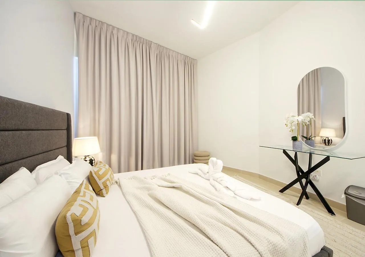 Stylish 2Br In Bellevue Pool, Gym & Burj Views Apartment Dubai United Arab Emirates