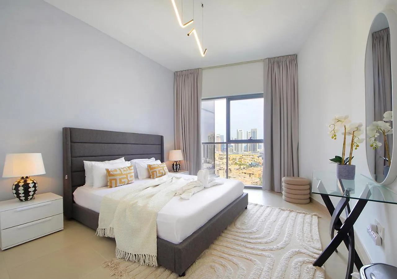 Stylish 2Br In Bellevue Pool, Gym & Burj Views Apartment Dubai